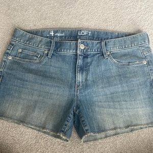 Ann Taylor loft size 4 original Jean shorts